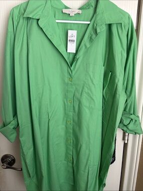 LOFT women’s  Green Button-Down Shirt